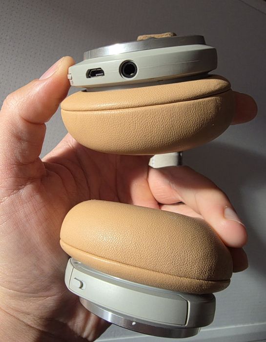 Casti Bang & Olufsen BeoPlay H8 Bluetooth Wireless