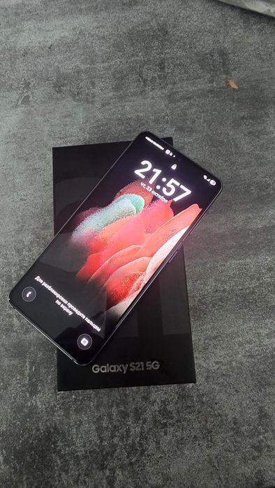 Samsung S21 продам