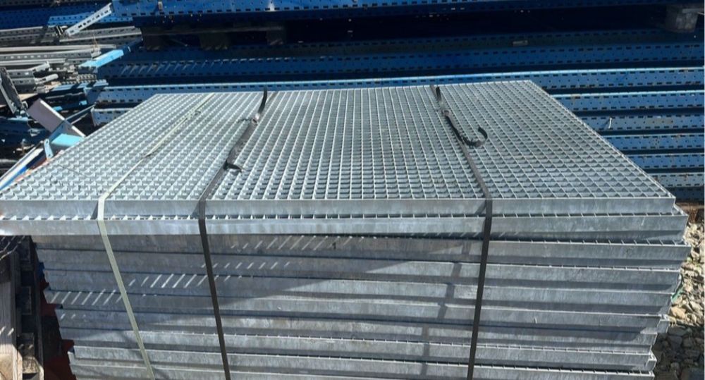 Gratare zincate galvanizate