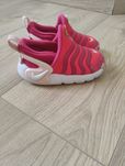 Маратонки Nike Dynamo Go