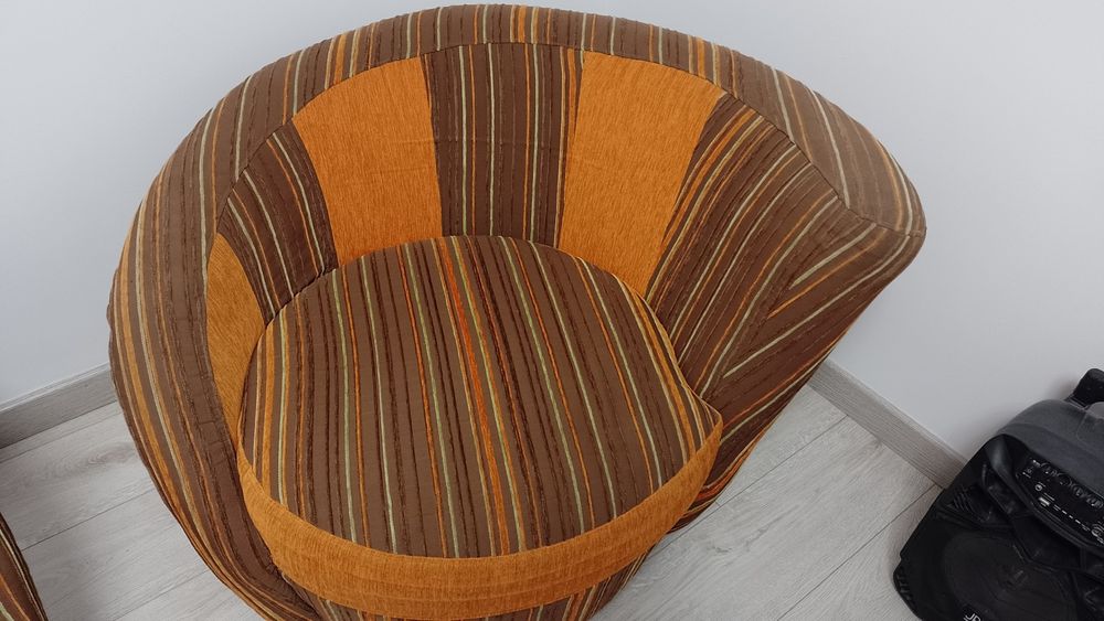 Vând set fotolii tip scoica/stare f buna/