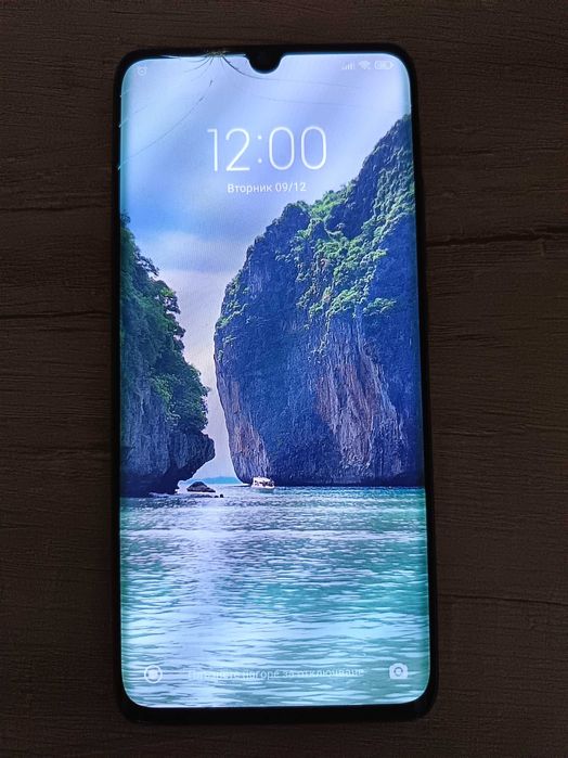Продавам Xiaomi Mi Note 10 Lite