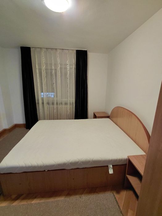 Inchiriez apartament  2 camere