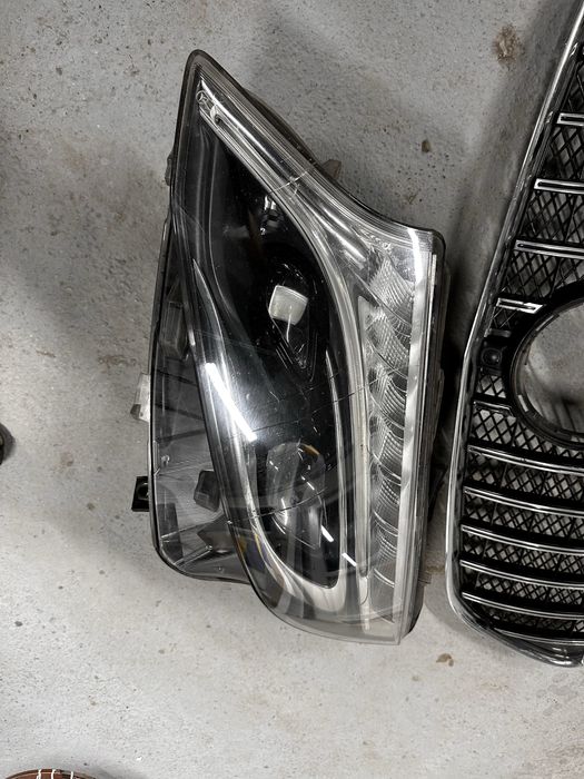 Far stânga full led.grilă radiator mercedes w447.vito.v class.