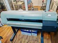Plotter Canon IPF 700 cu stand, cerneala compatibila, foarte economic