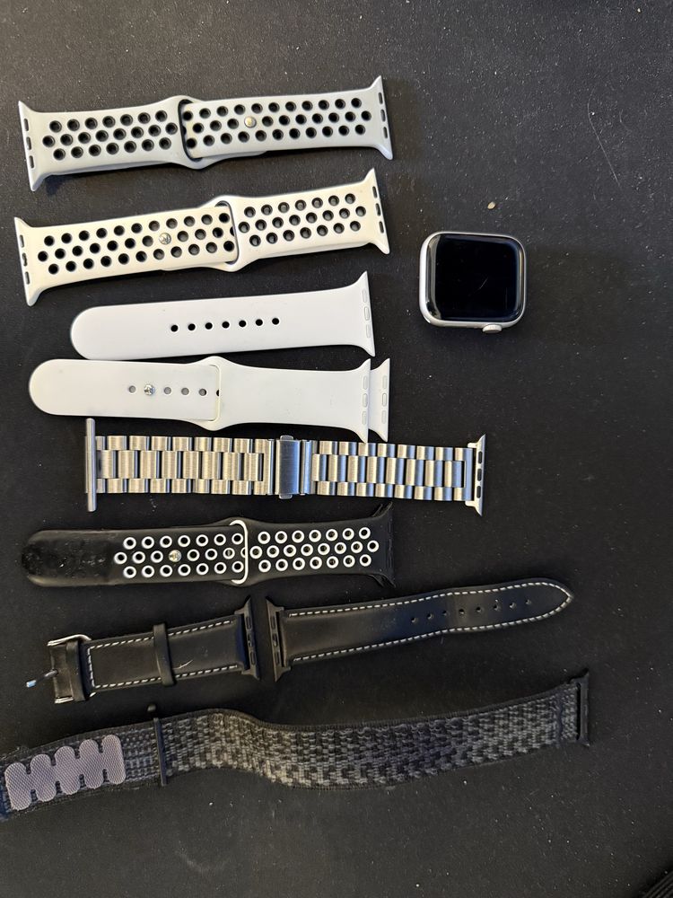 Apple watch se(2022) 44mm+ cellular