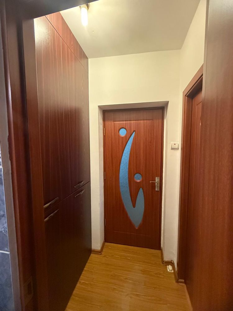 Vand Apartament 2 camere