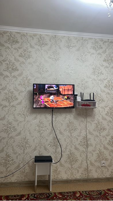 Телевизор JVC LT-32MU380