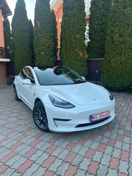 Tesla Model 3 Vând/Schimb Tesla Model 3 Long Range Dual Motor 77KW