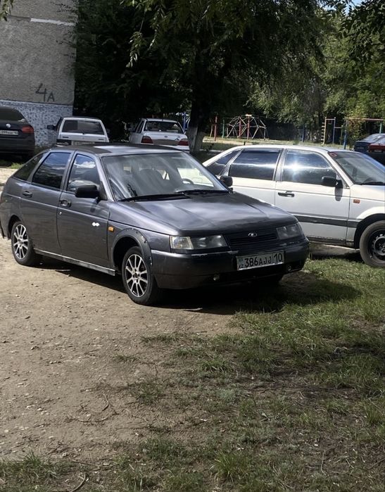 Продам ваз 2112 на ходу