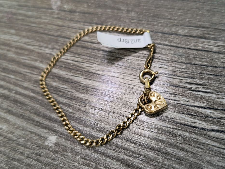 Златна Гривна с висулка сърце 3.18гр / 14К
