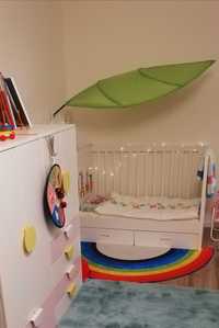 Бебешка кошара/детско легло ИКЕА с включен матрак и чекмеджета