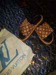 Papucci Louis Vuitton Calitate Superioară DOAR NUMARUL 38