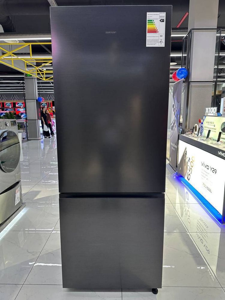 Холодильник Samsung Inverter motor c NoFrost технологии, оригинал
