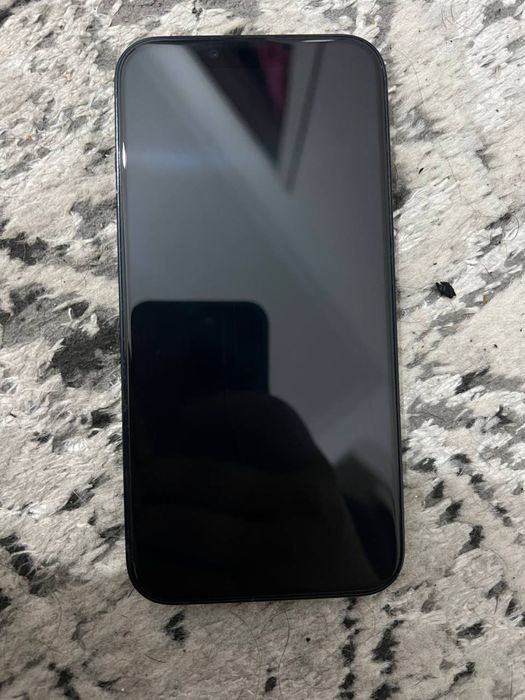 Iphone 13 128 sotiladi sostanya ideal aybi yoq qaropka bor
