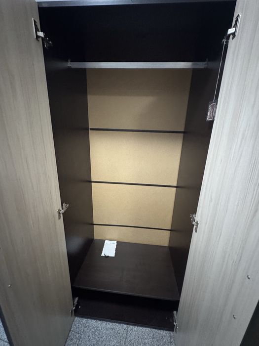 Гардероб с размери 182/117/50см