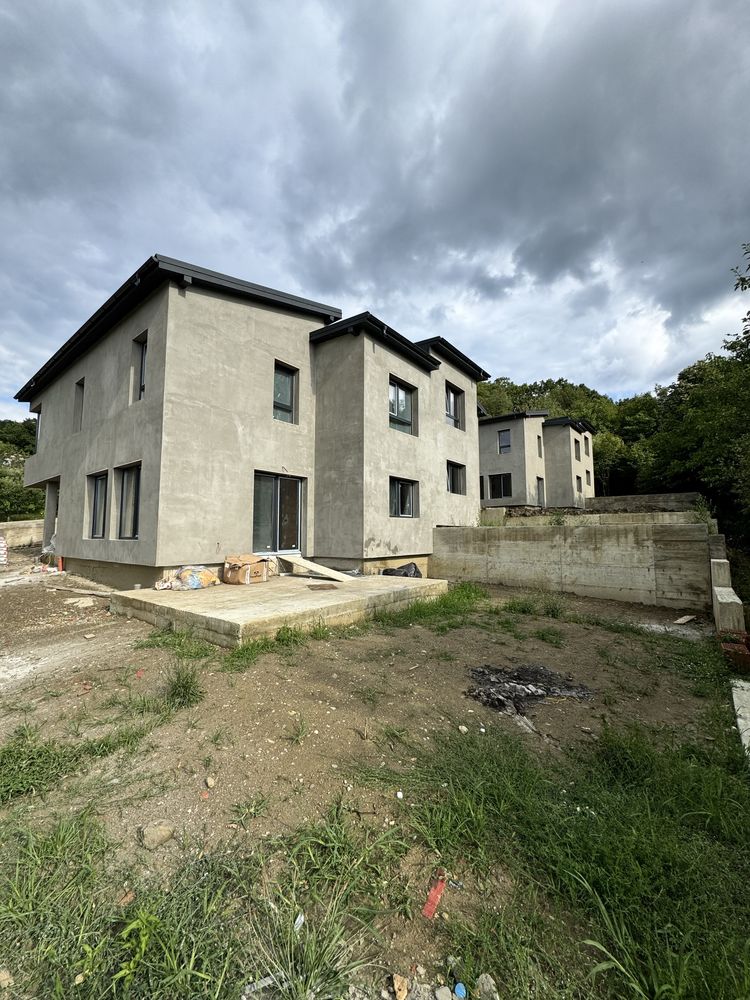 Duplex de vanzare -143 m2 utili, zona exclusivista ,zona Meses