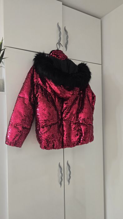 Дамско зимно яке с пайети