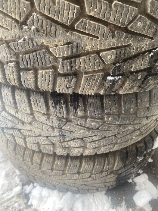 Продам зимний шипованный резина в отличным сост либо обмен на 16