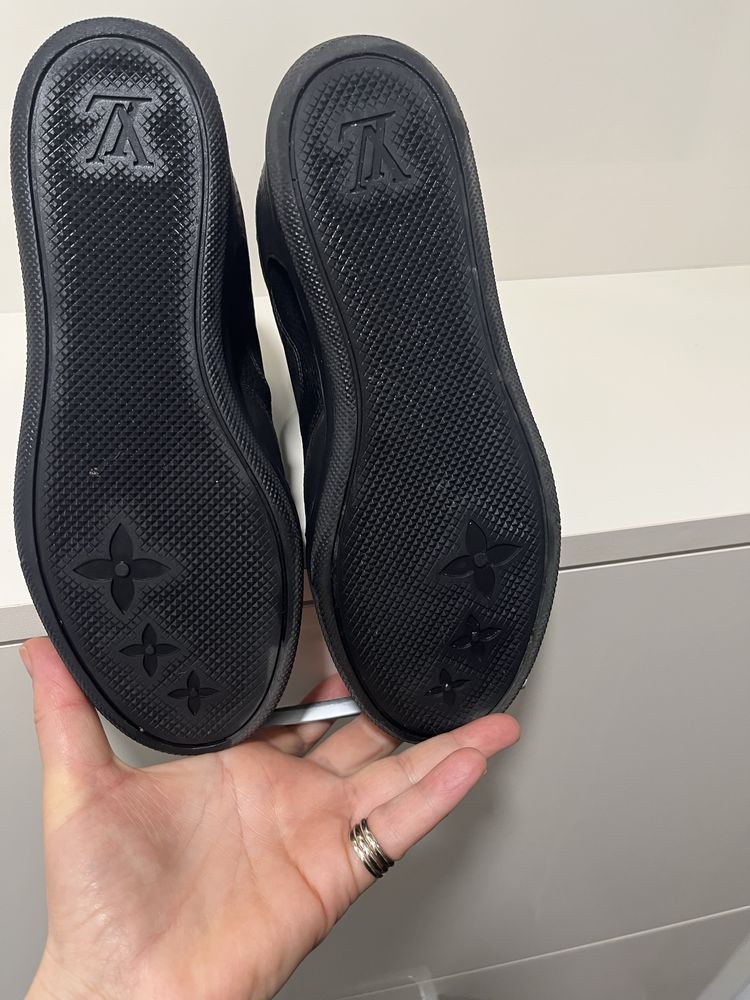 Louis vuitton обувки