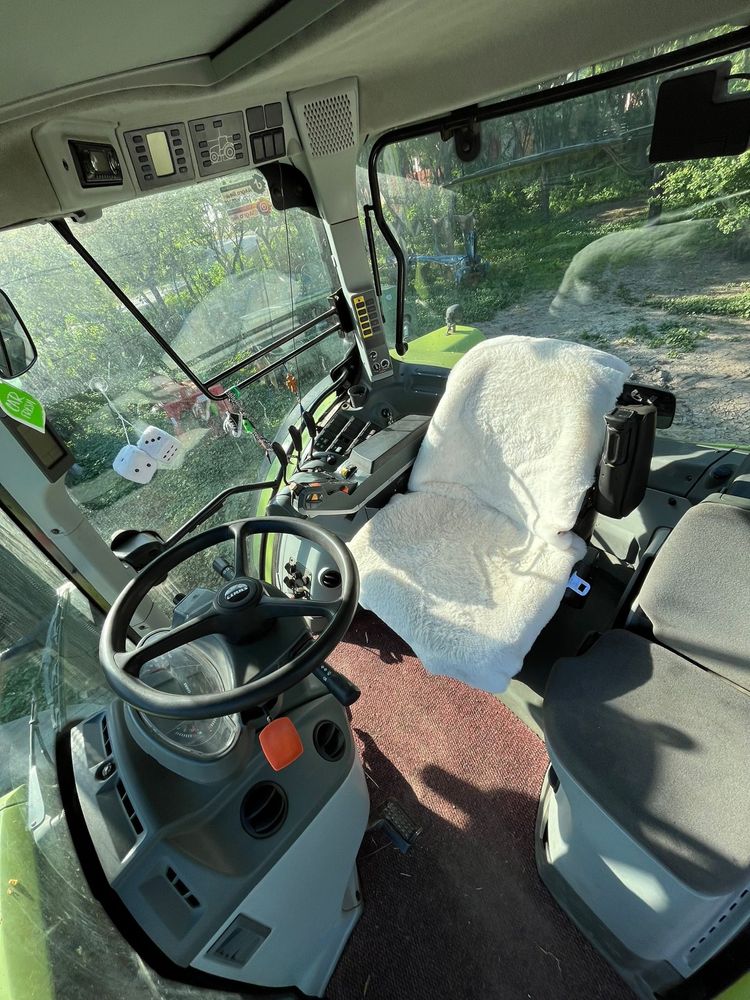 Claas Arion  540