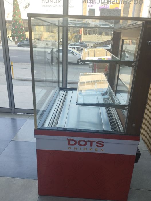 Холодильник Витрина