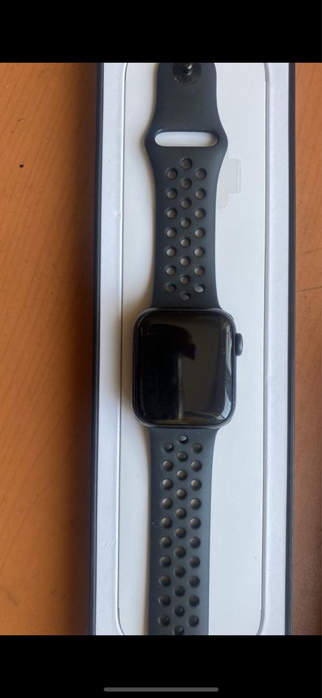 Apple watch se nike