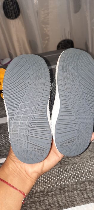 Маратонки Adidas