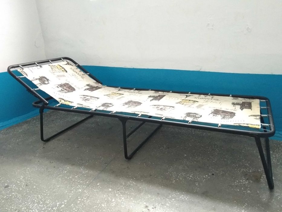 Раскладушка новая