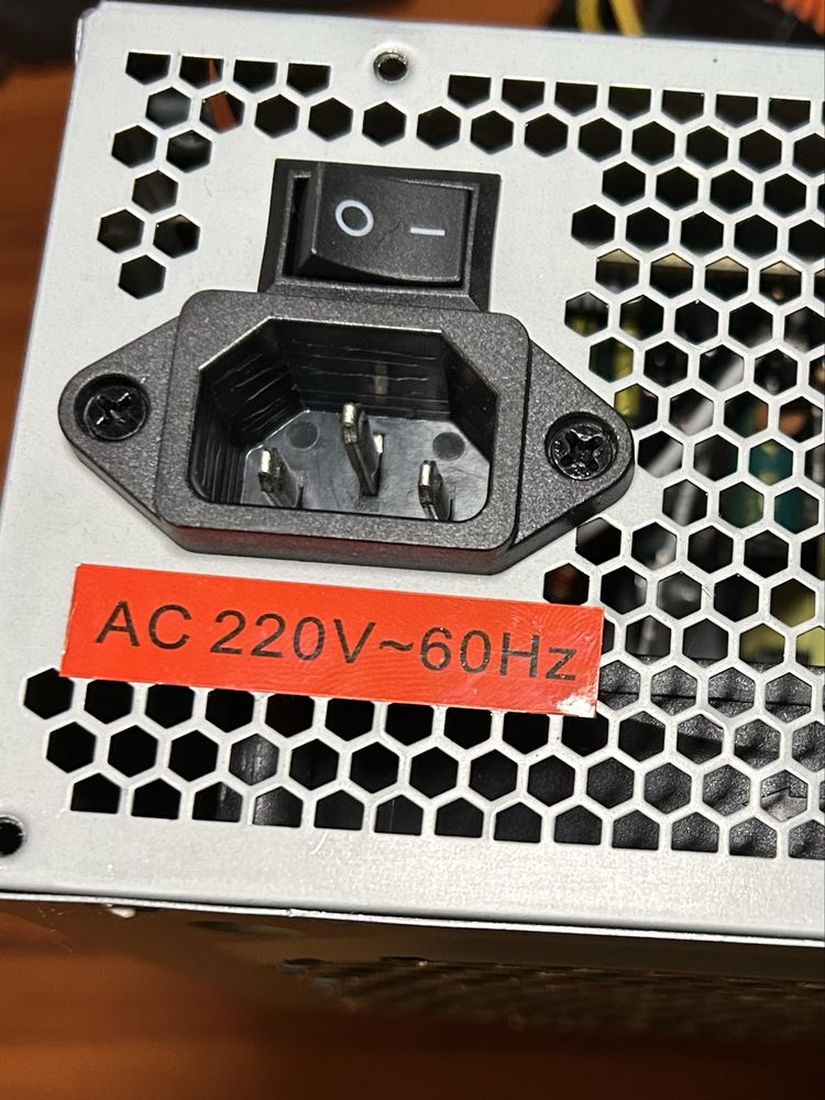 Sursa PC Inter-Tech 500W SL-500C-120 ventilator silentios de 120mm