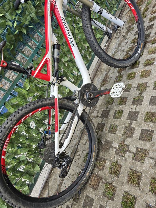Bicicleta Specialized carbon, 26".