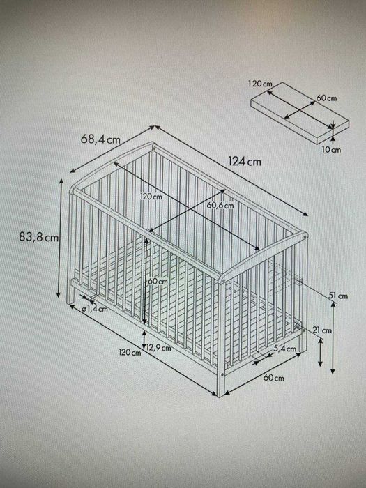 Детская деревянная кроватка с матрасом и мягкими бортиками