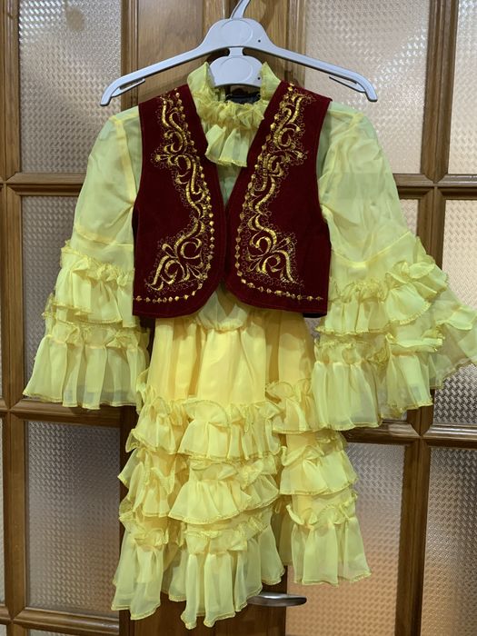 Казахский национальный костюм для девочки