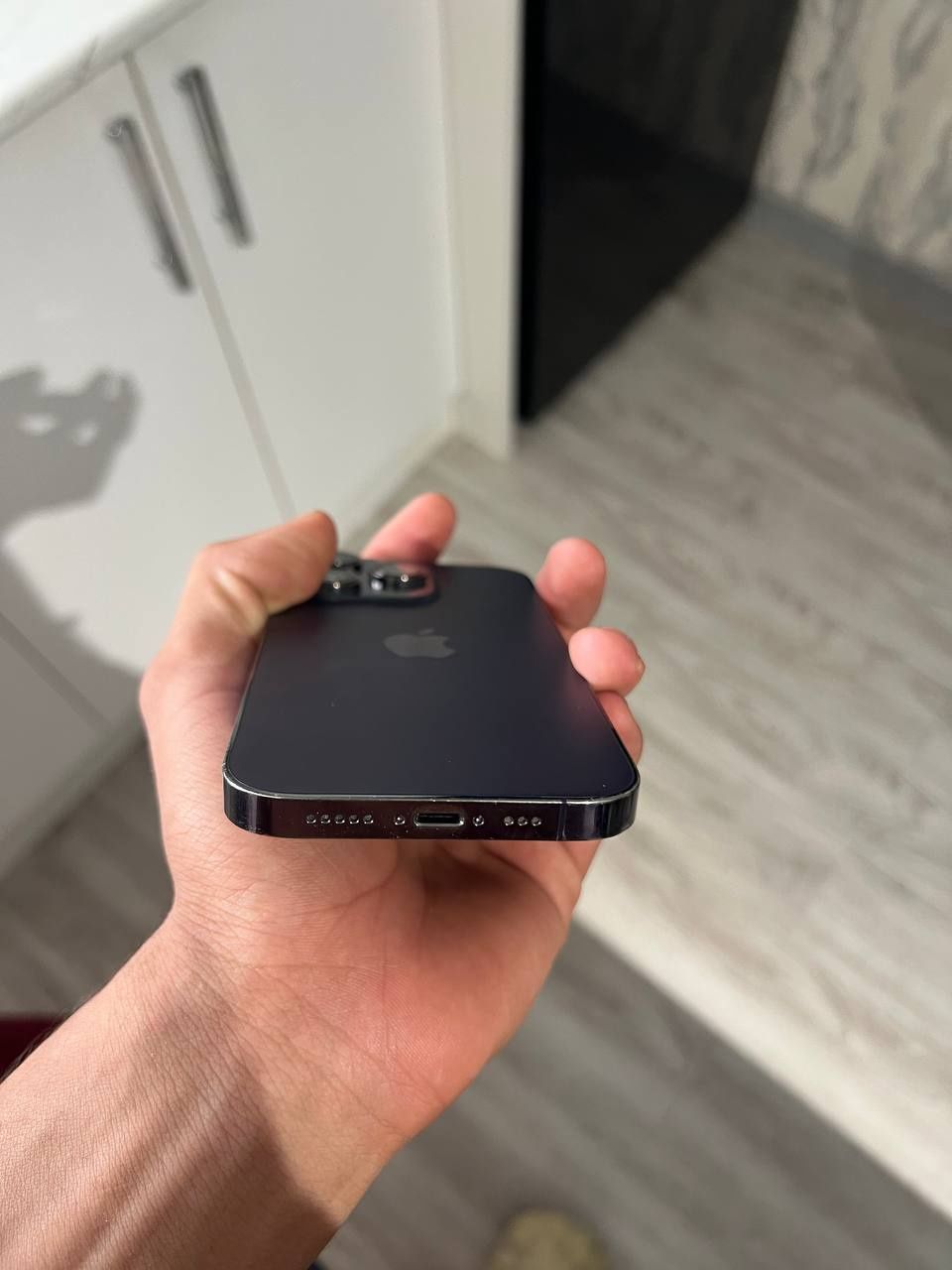 iPhone 14 pro...