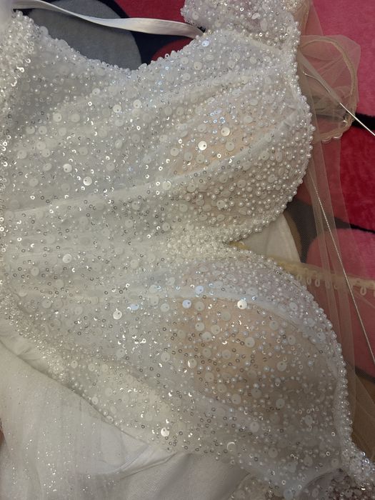 Vand rochie de mireasa