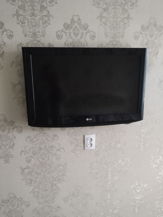 Продам телевизор