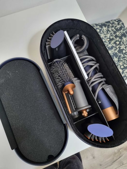 Dyson airwrap multistyler