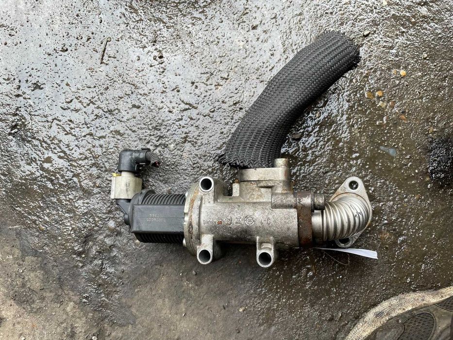 Supapa EGR Opel Astra H / Zafira B / Vectra C 1.9 CDTI