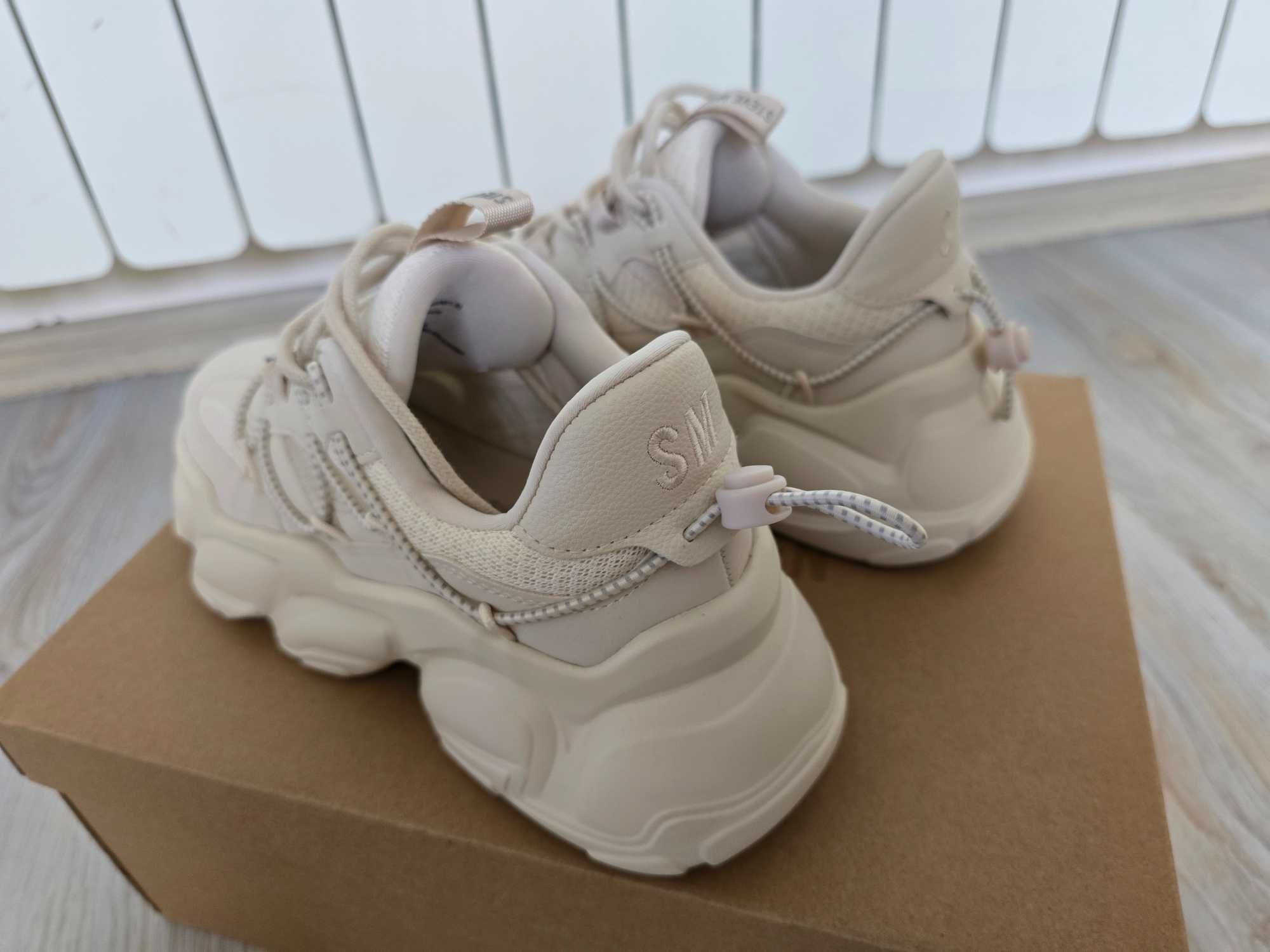 Маратонки Steve Madden