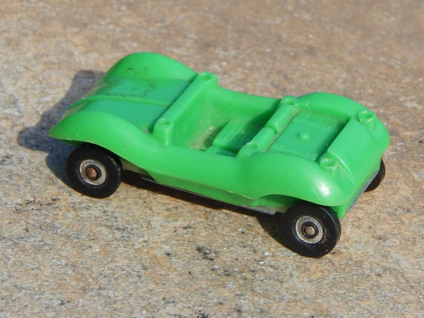 Macheta jucarie veche masinuta Volkswagen Dune Buggy verde Lone Star