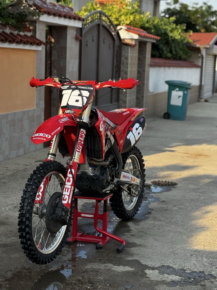 Продавам Honda CRF250R 2019 Топ състояние!