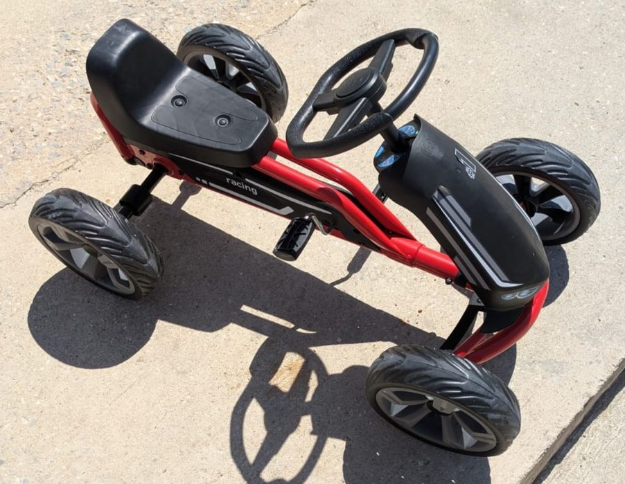 Детска картинг количка с педали