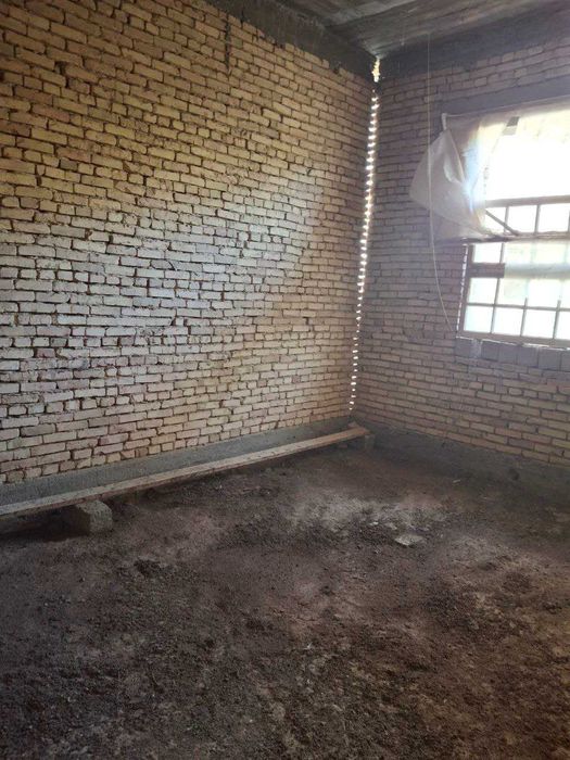 № 3629.Мотрид кургонида Уй Сотилади.