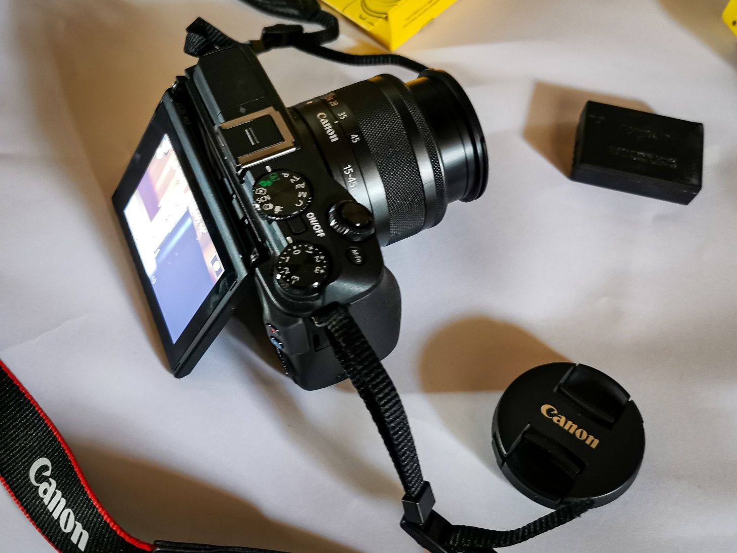 Mirrorless Canon m3