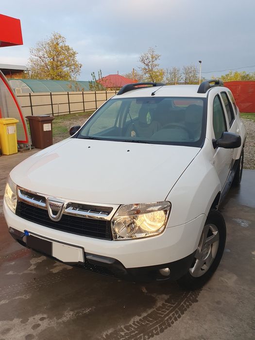Vând Dacia Duster 2012GPL