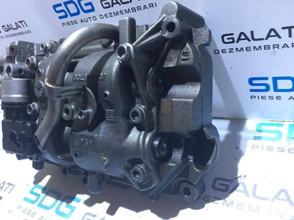 Pompa Ulei cu Balansoare Skoda Superb 2 2.0TDI BMP CBBB 2008-2015 Cod 03L103537 / 03L103535