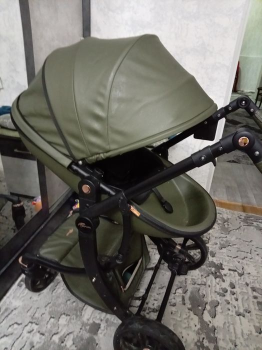 Продаю детскую коляску 2/1 teknum 609