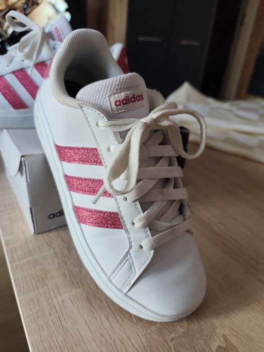 Маратонки Адидас