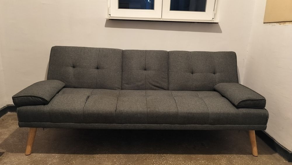 Canapea extensibila 3 locuri