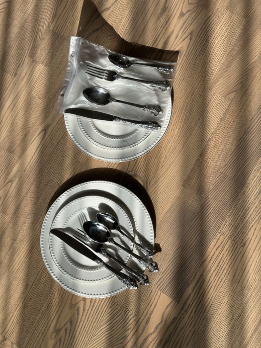 Набор тарелок, столовый сервиз на 2 персоны